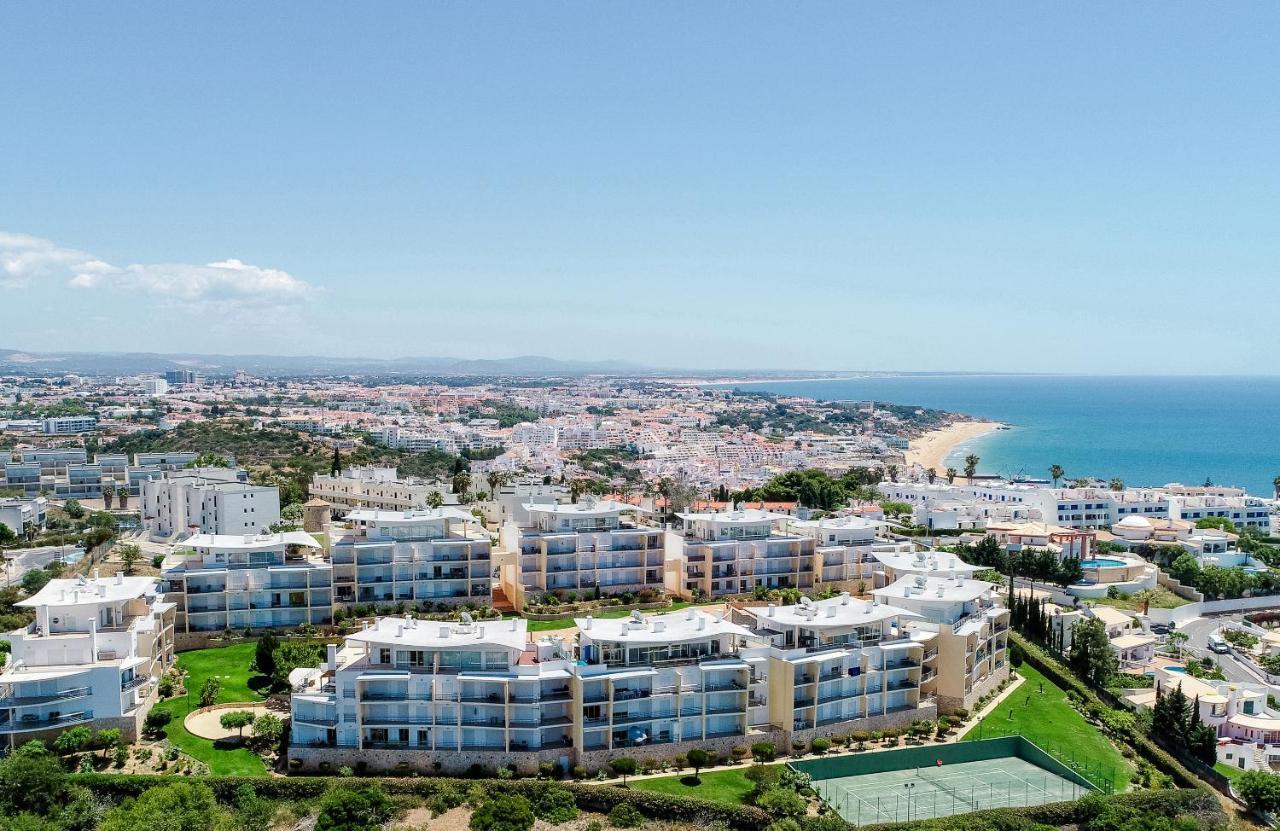 Bnb Homes Ocean View Apartment With Panoramic Terrace, 2 Swimming Pools & Tennis Court Albufeira Extérieur photo