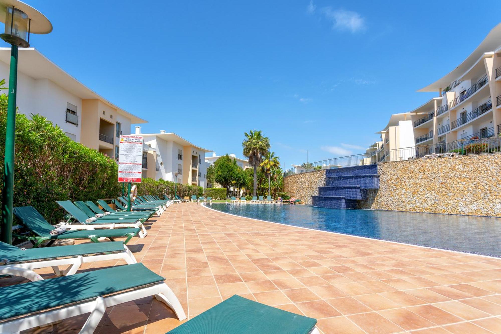Bnb Homes Ocean View Apartment With Panoramic Terrace, 2 Swimming Pools & Tennis Court Albufeira Extérieur photo